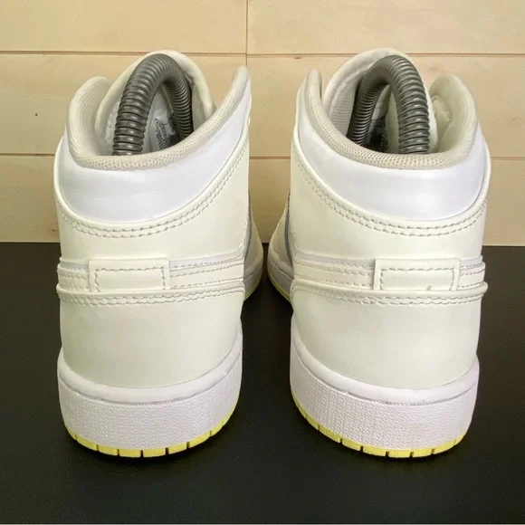 Air Jordan 1 Mid Sail Light Laser Orange Kid's Youth Size 4Y Shoes FD8780-181 - Picture 6 of 11